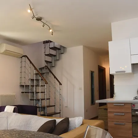 Mare -centro Apartment *